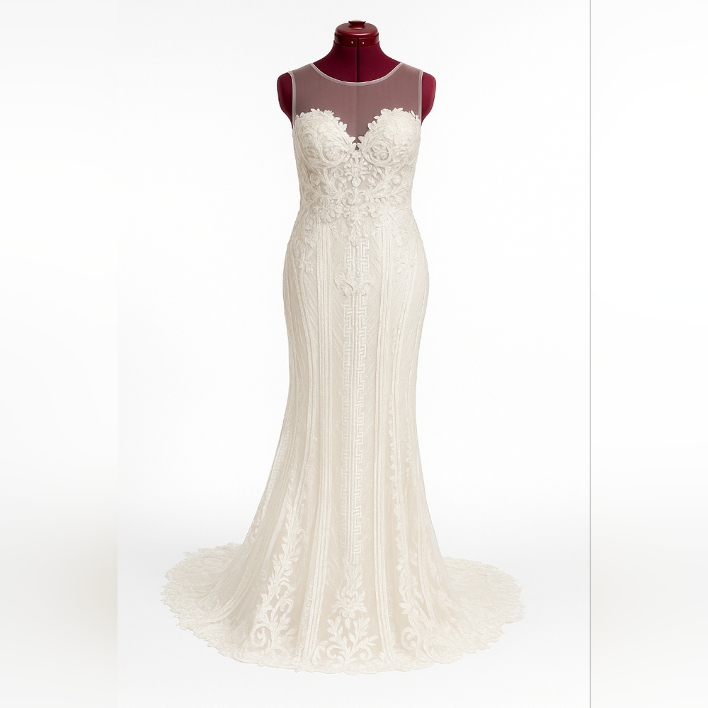 Elegant Lace Wedding Gown-Size 6